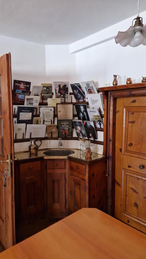 Weisses Kreuz - Crusch Alva Bed & Breakfast Samedan Bagian luar foto