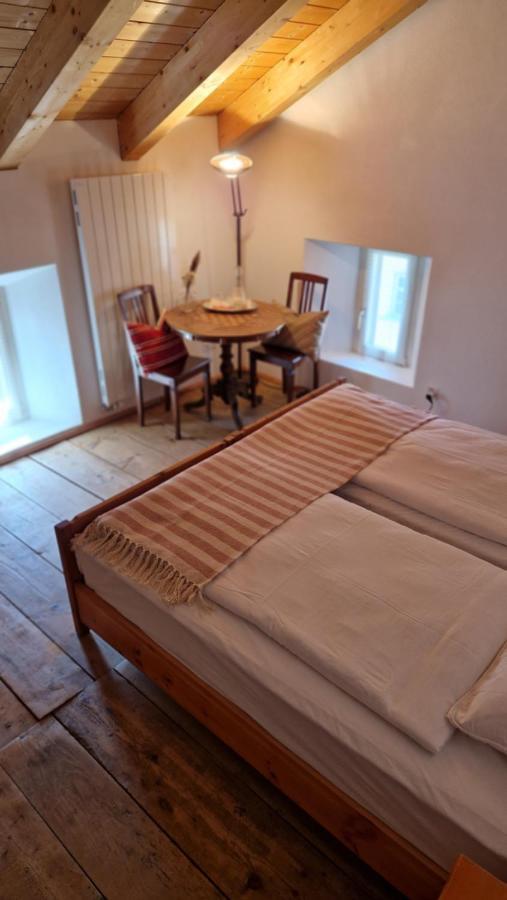 Weisses Kreuz - Crusch Alva Bed & Breakfast Samedan Bagian luar foto
