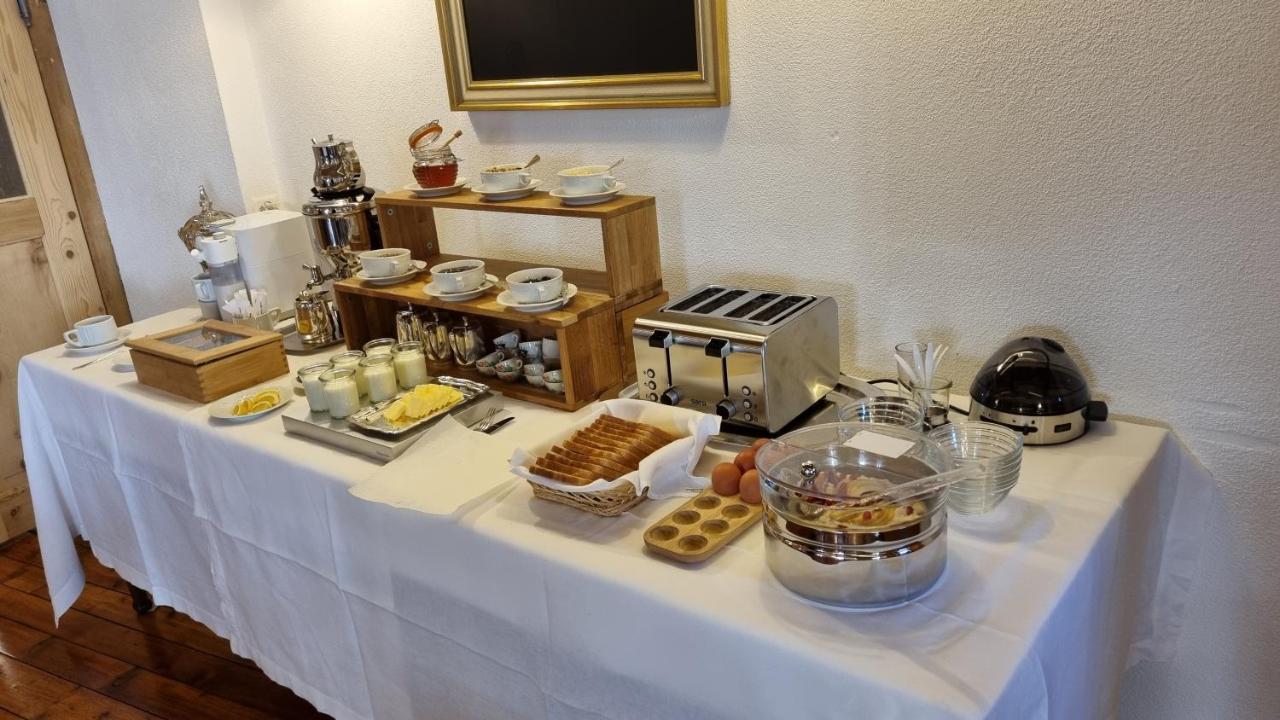 Weisses Kreuz - Crusch Alva Bed & Breakfast Samedan Bagian luar foto